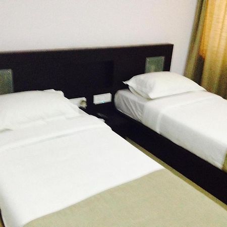 Aston Service Apartment Bangalore Exteriör bild