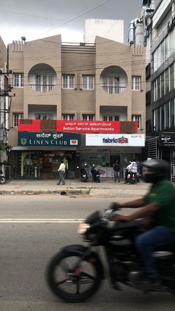 Aston Service Apartment Bangalore Exteriör bild